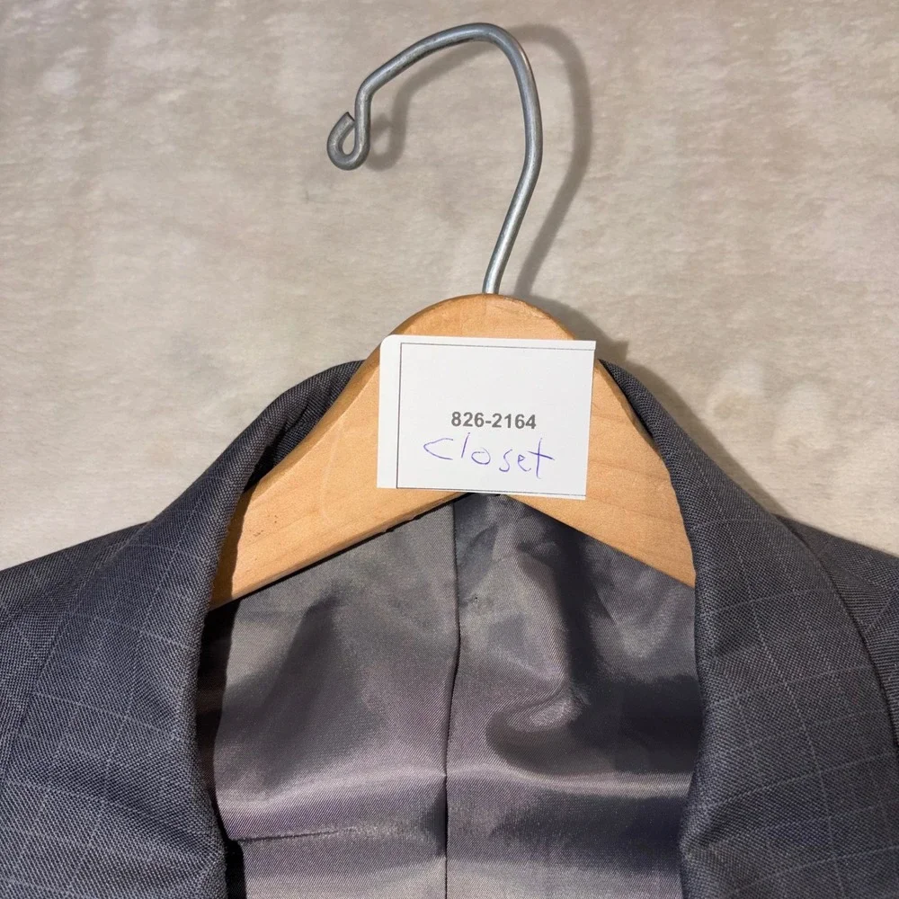 Geoffrey Beene Mens Grey Glen Plaid 2 Piece Suit Jacket 64R Pants 52W 30L DX27
